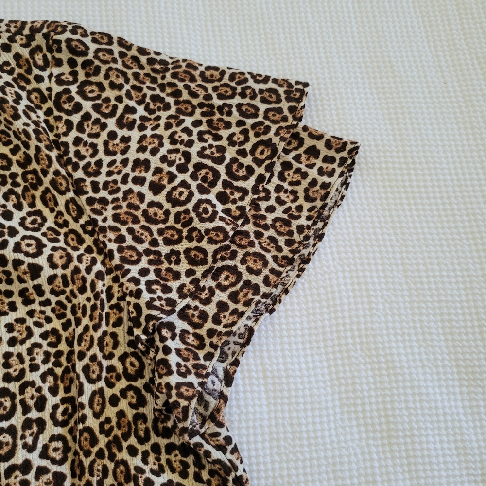 Michael Kors Leopard🐆 Print Faux Crossover Blouse - Picture 9 of 15